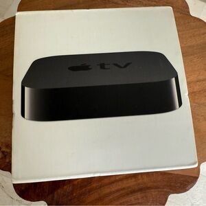 Apple TV Model A1469 & BOX!